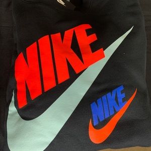 Nike fleece crew black long sleeve